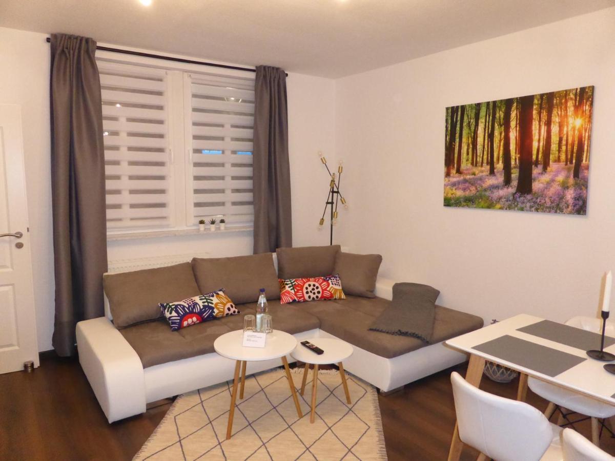 Ferienwohnung Goethe: Zentrale 2-Zimmer-Oase mit WLAN & Parkplatz Jena Exterior photo