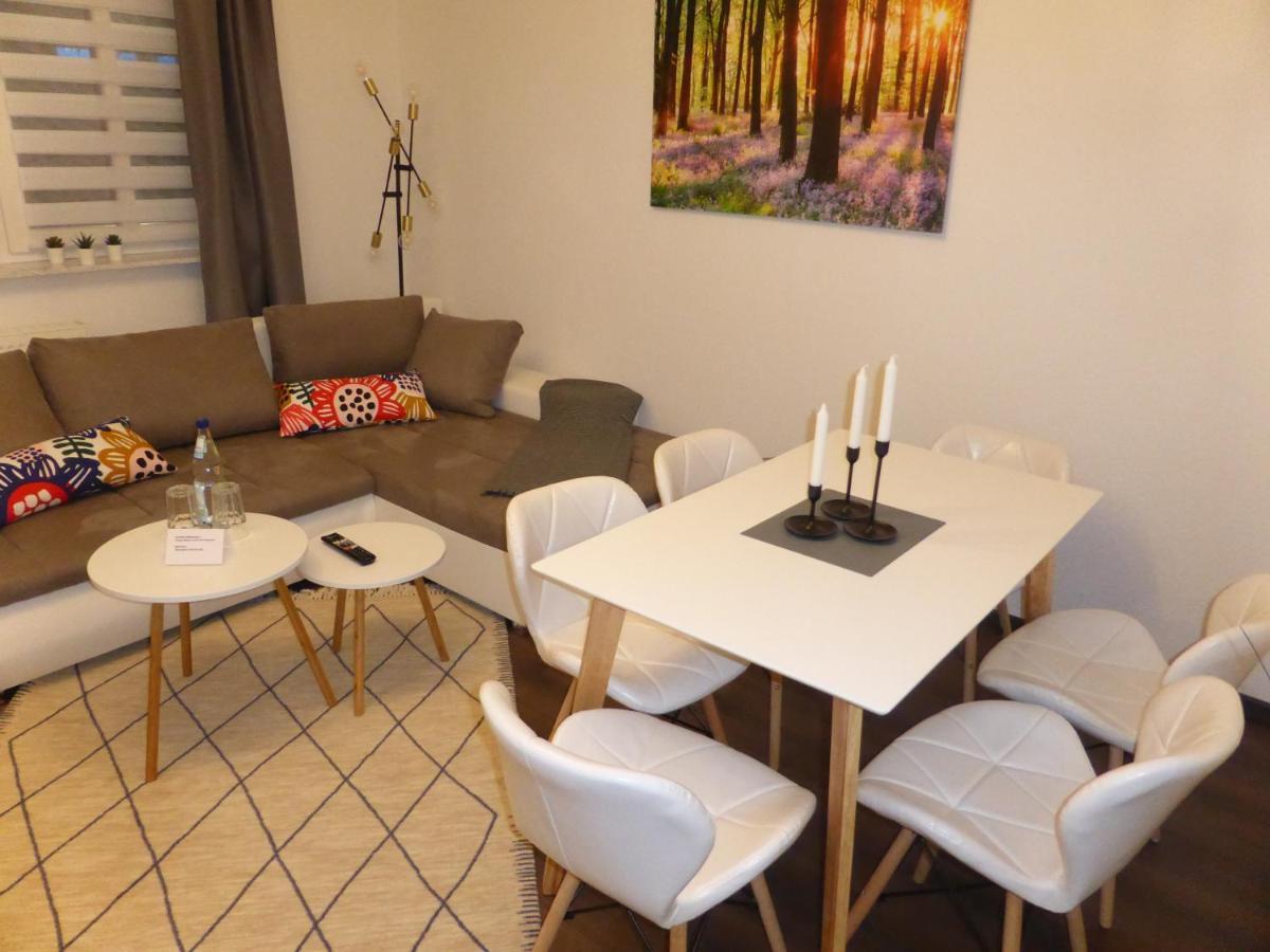 Ferienwohnung Goethe: Zentrale 2-Zimmer-Oase mit WLAN & Parkplatz Jena Exterior photo