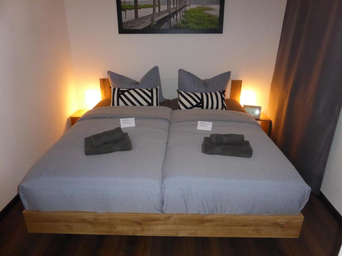 Ferienwohnung Goethe: Zentrale 2-Zimmer-Oase mit WLAN & Parkplatz Jena Exterior photo
